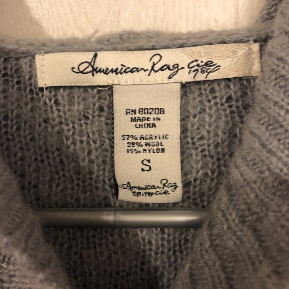 American Rag Sweater - Picture 3 of 6